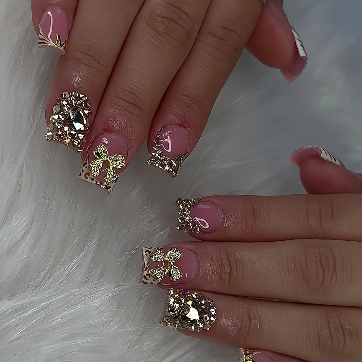 Short Press-On Nails, 24 Pieces