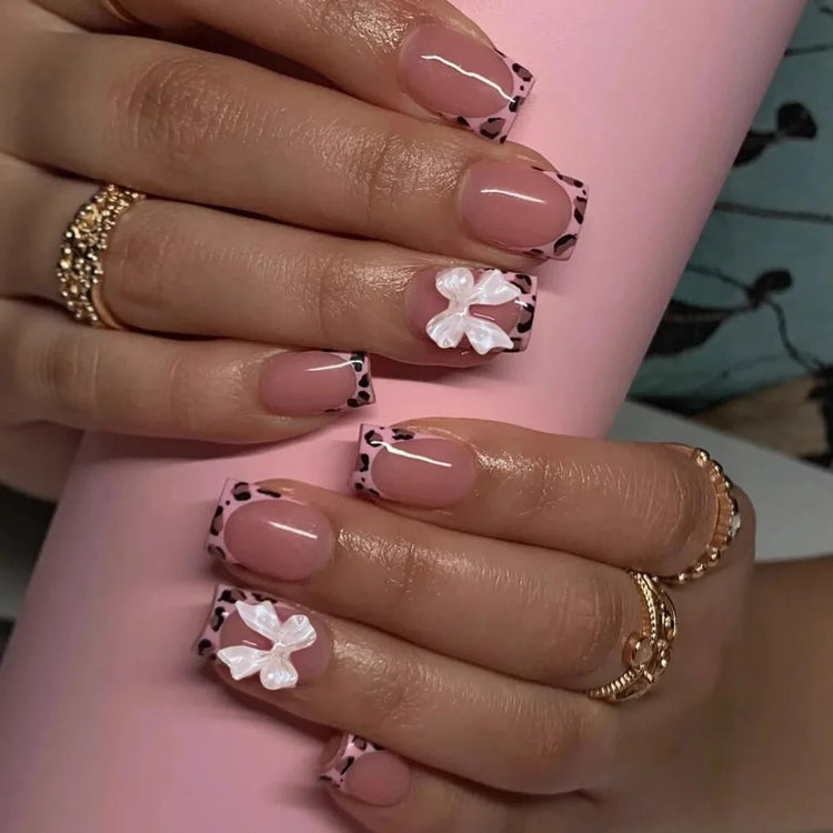 Short Press-On Nails, 24 Pieces