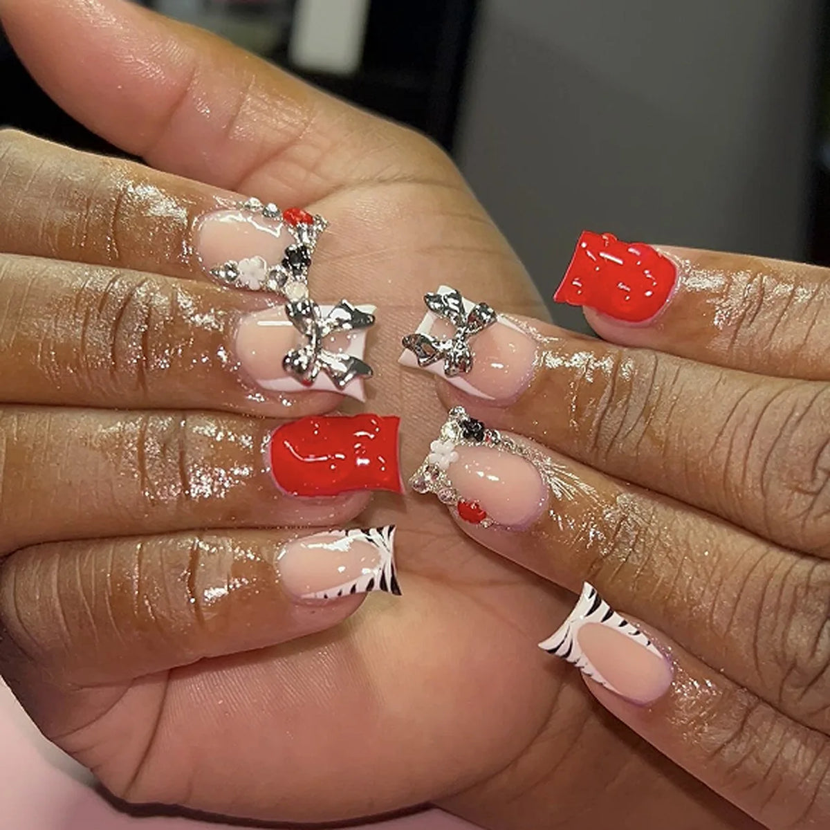 Short Press-On Nails, 24 Pieces