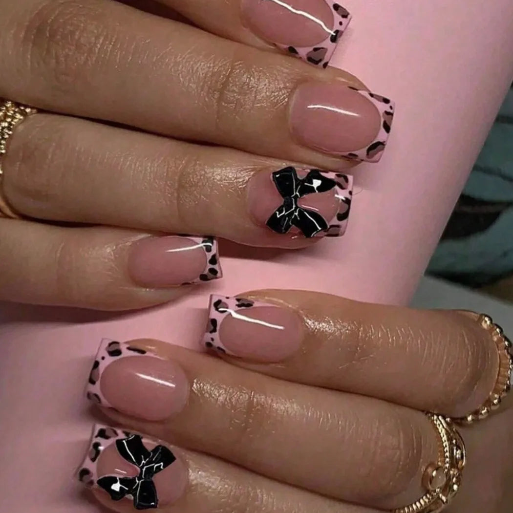 Short Press-On Nails, 24 Pieces